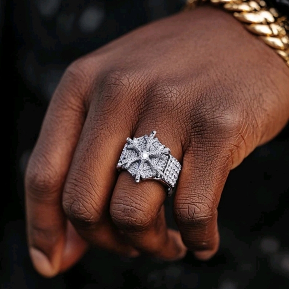 Solid Sterling Silver Men's Snowflake Ring Size 11
